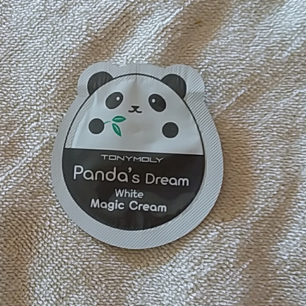 Tonymoly pandas dream white cream
